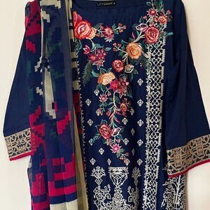 2 Piece Navy Blue Lawn Suit - Pakistani / Indian